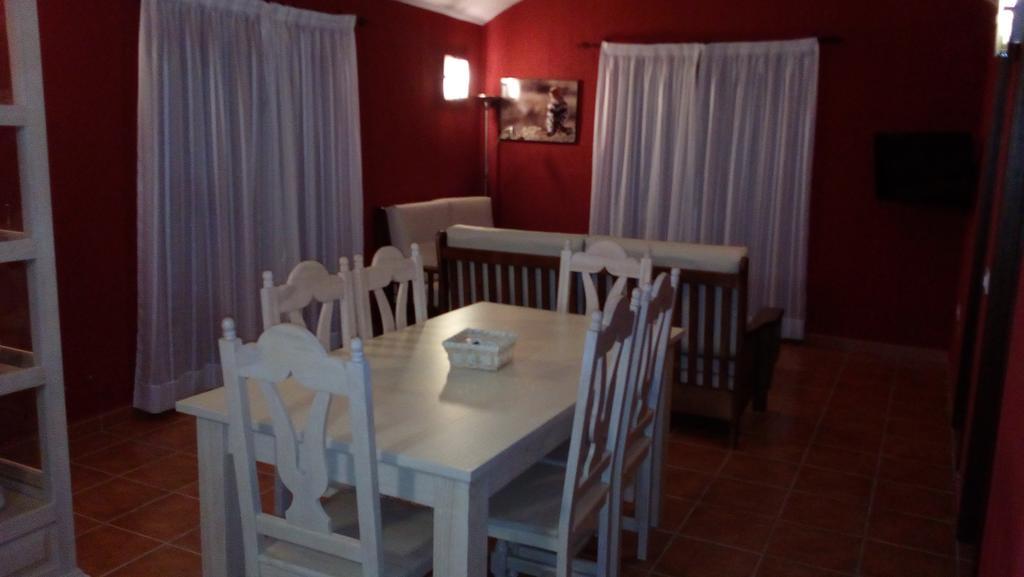 Apartamentos Rurales Casas De Los Maestros Talarrubias Ngoại thất bức ảnh