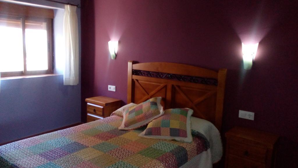Apartamentos Rurales Casas De Los Maestros Talarrubias Ngoại thất bức ảnh