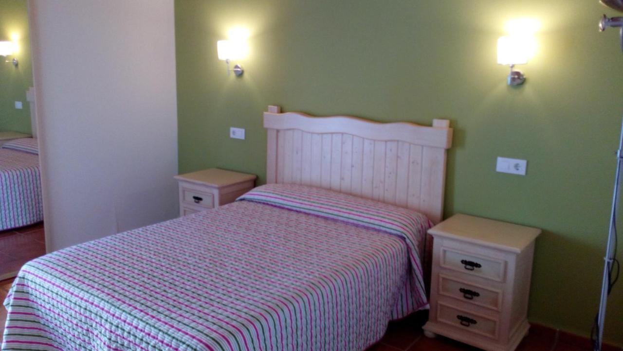 Apartamentos Rurales Casas De Los Maestros Talarrubias Ngoại thất bức ảnh